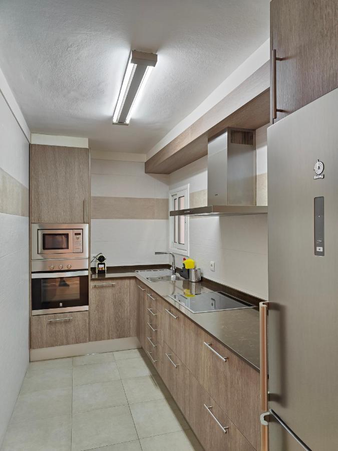 Family Apartment Besos Сан-Адриан-де-Бесос Экстерьер фото